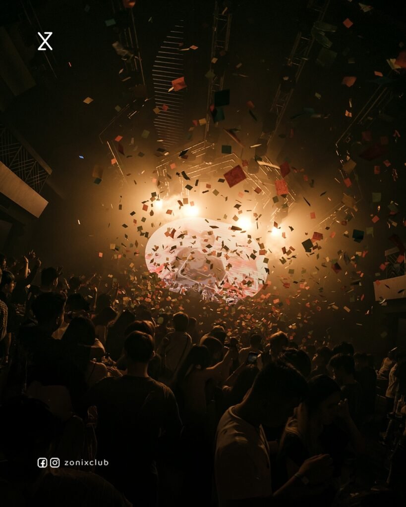 club
